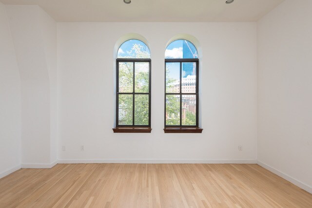 Building Photo - 130 Appleton St