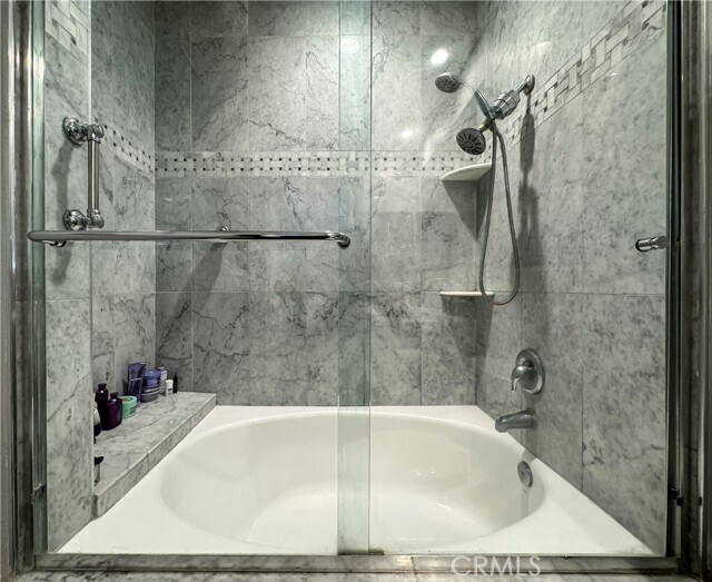 Building Photo - 210 Lille Ln