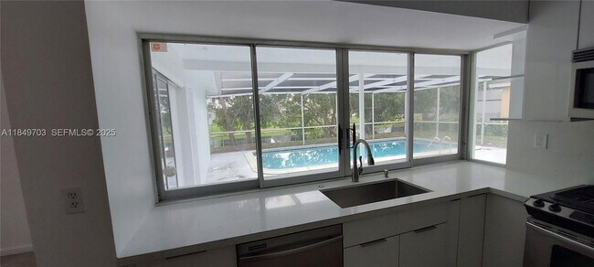 Building Photo - 2190 NW 87th Ln