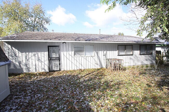 Building Photo - 5158 Breckenwood Dr
