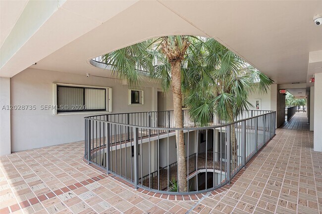 Building Photo - 8760 SW 133rd Ave