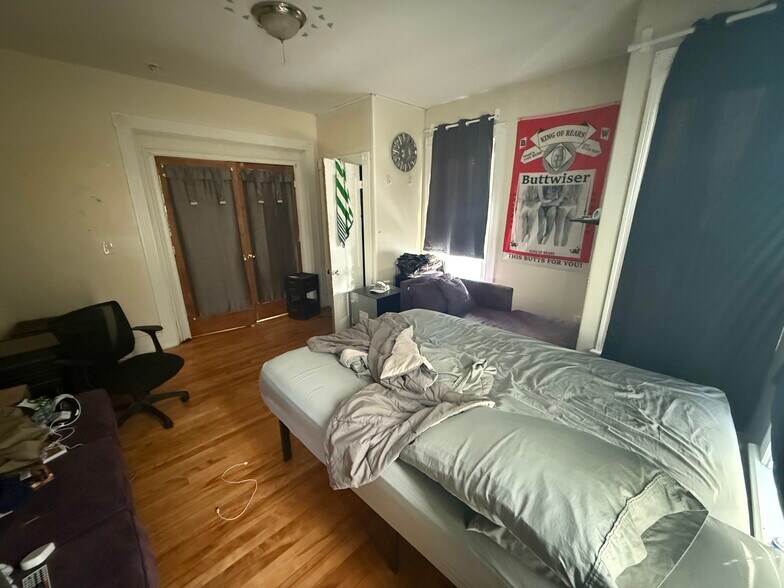 Building Photo - 129 West St