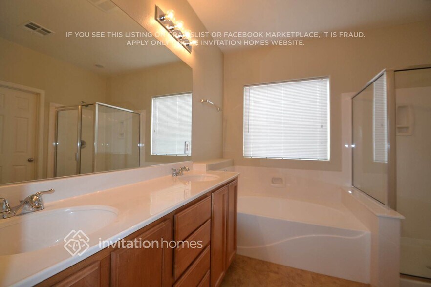 Building Photo - 8833 Lauderhill St