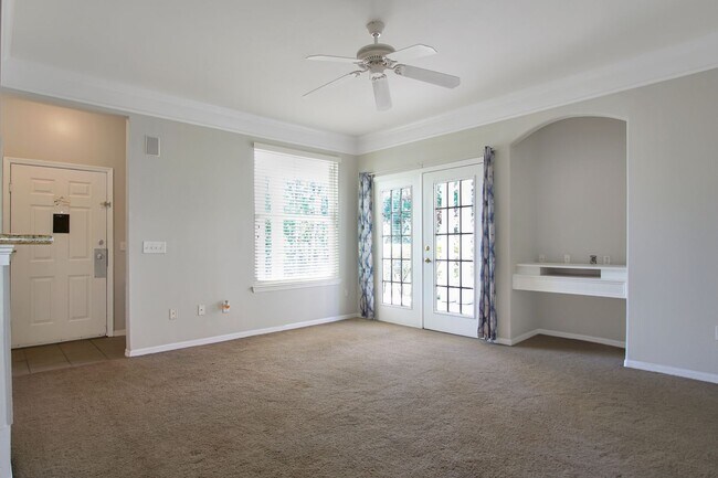 Building Photo - Calypso Cay Resort-Style Living  | Spacious 2-Bedroom Condo