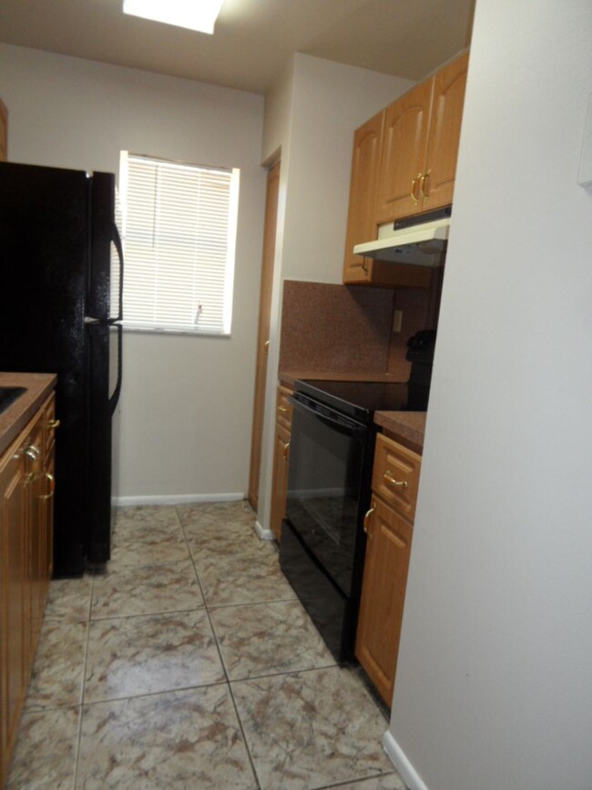 Building Photo - 2-Bed, 2-Bath Condo in Coral Springs!