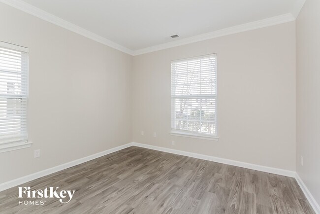 Building Photo - 4786 Turnridge Court Northwest