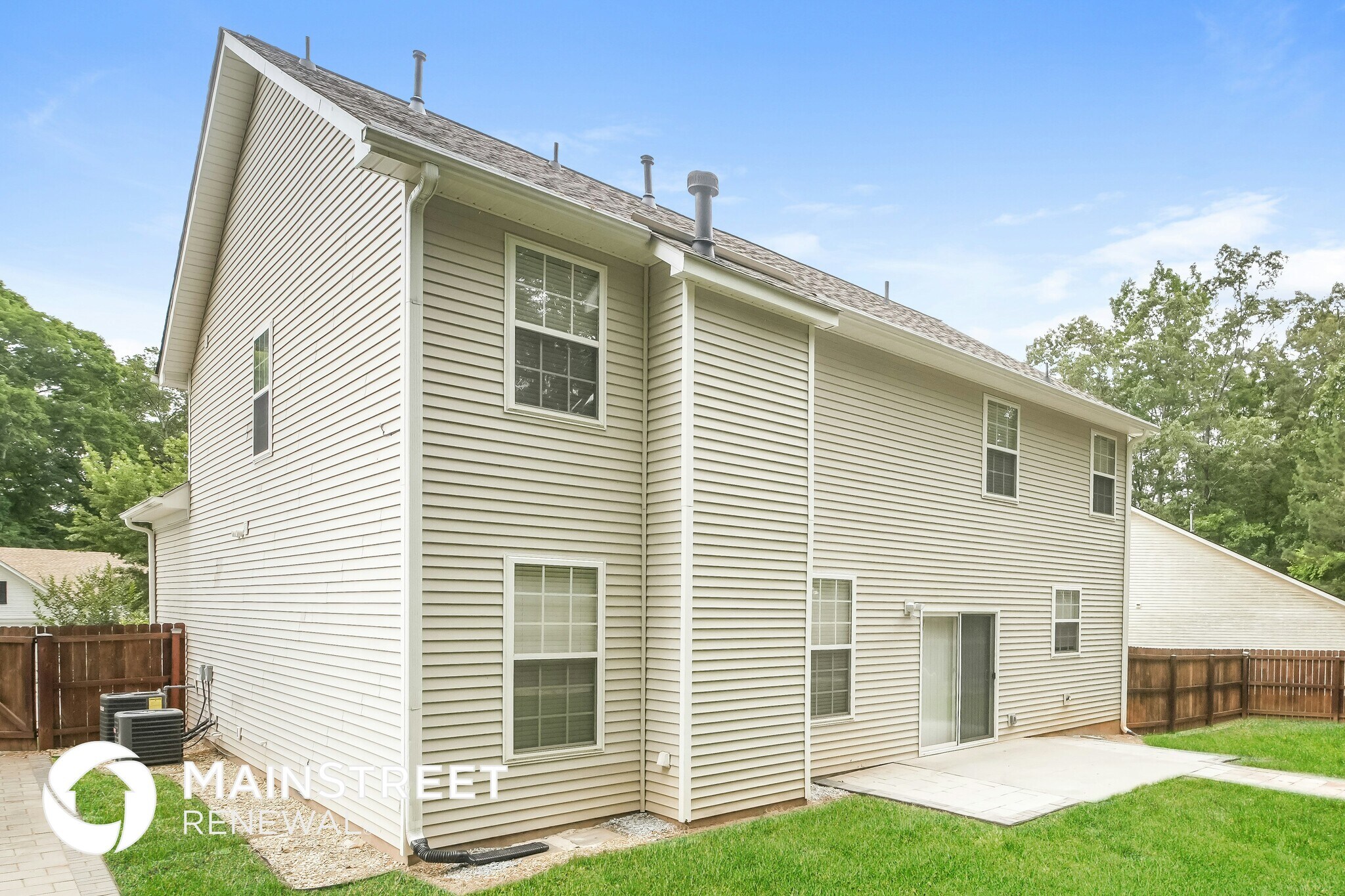 Building Photo - 4475 Feather Way