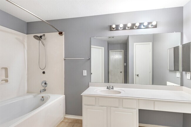 Building Photo - 17815 Torregon Ln