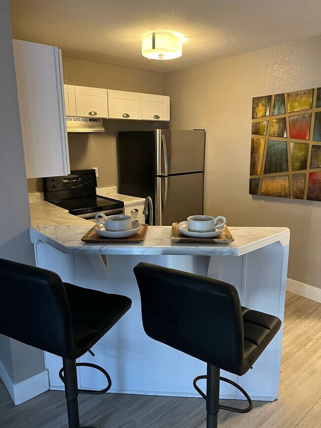Building Photo - 1 Bedroom 1 Bath In Central Las Vegas