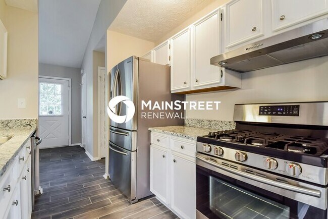 Building Photo - 3 Bedroom Pet-Friendly Home in Norcross, GA with Main Street Renewal