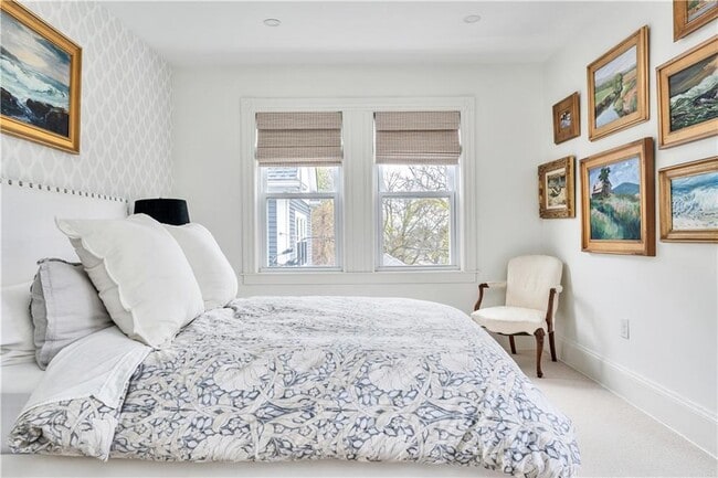 Building Photo - 12 Observatory Ave