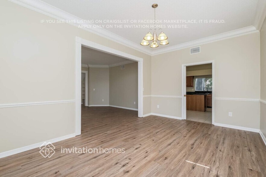 Building Photo - 11424 Glenmont Dr