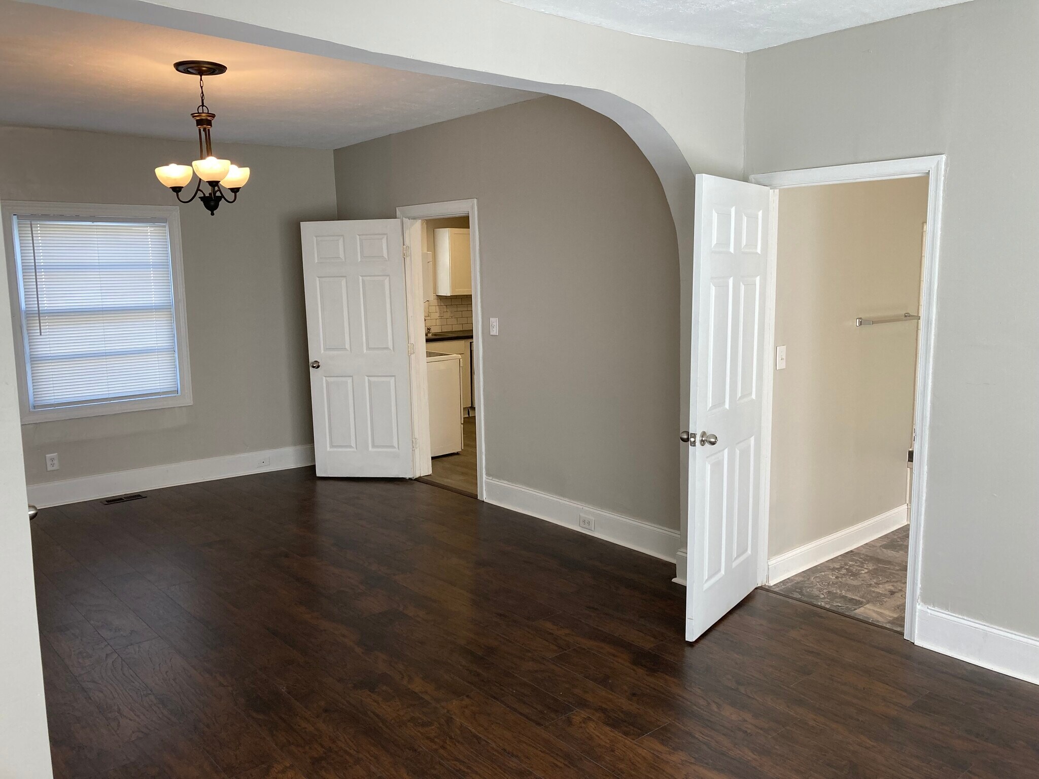 Building Photo - 3060 Lawson St