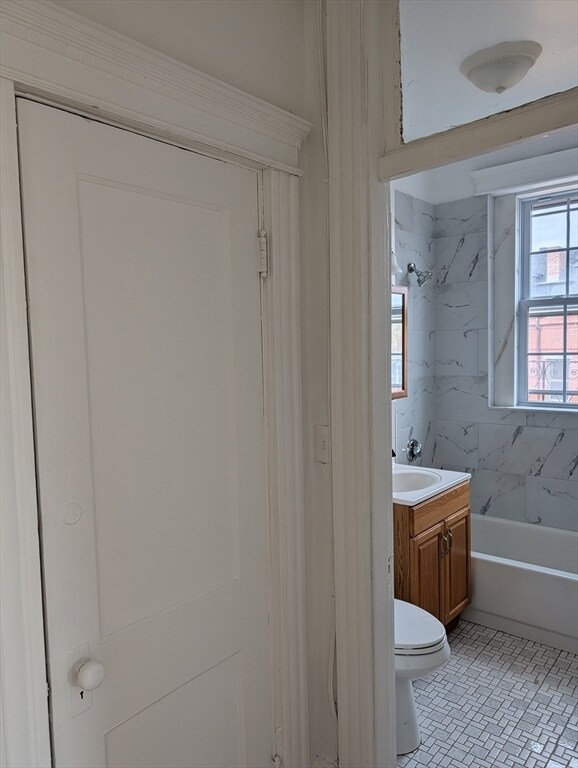 Building Photo - 46 West Newton St