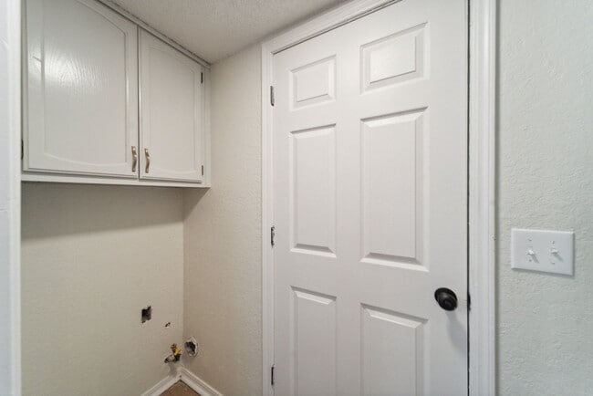 Building Photo - 3227 S Allegheny Ave