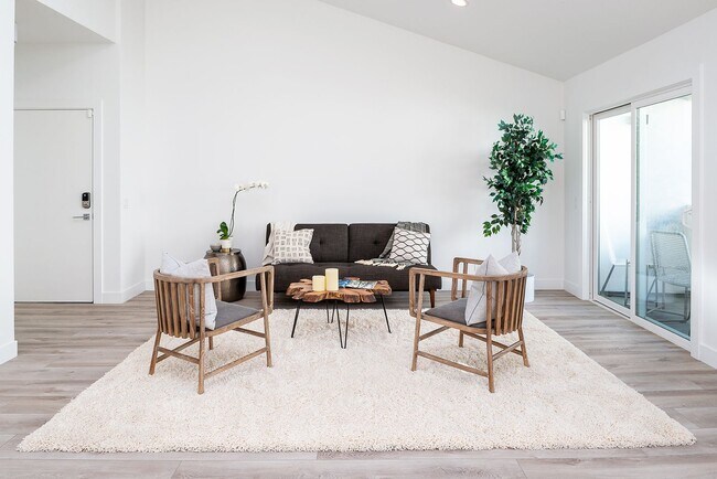 Building Photo - The WEHO Orlando