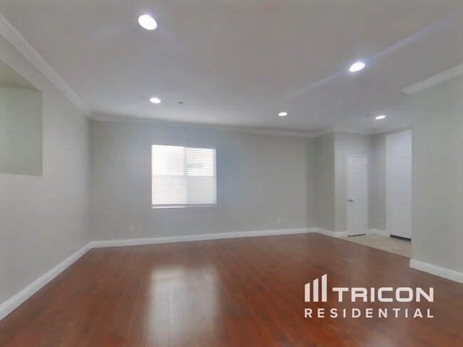 Building Photo - 6216 Blackwolf Way