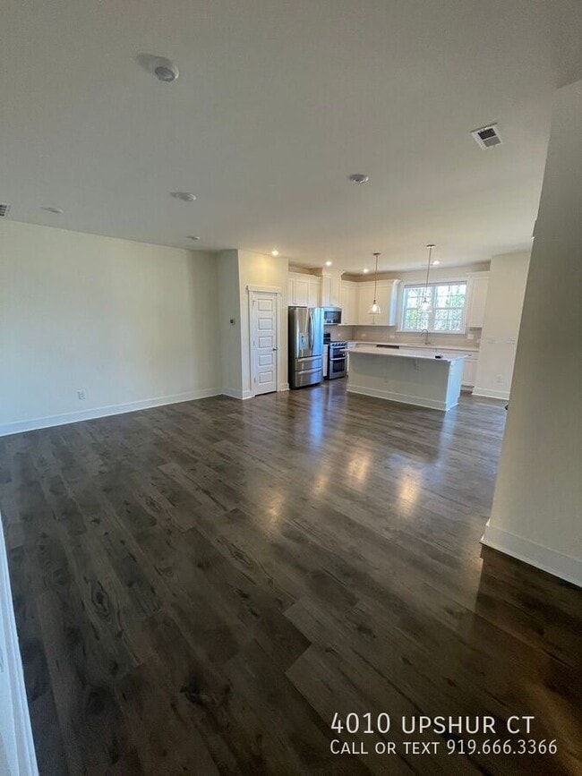 Building Photo - 4010 Upshur Ct