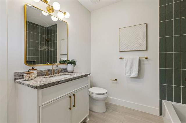 Building Photo - 3630 Mid Pines Dr