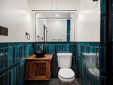 Building Photo - 2841 W Diamond St