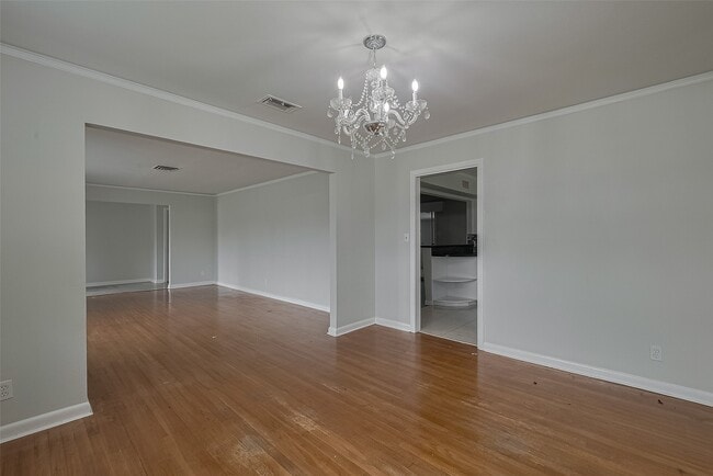 Building Photo - 4115 Mischire Dr