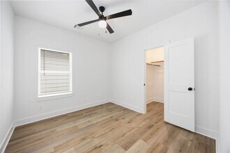 Building Photo - 8019 Cora St