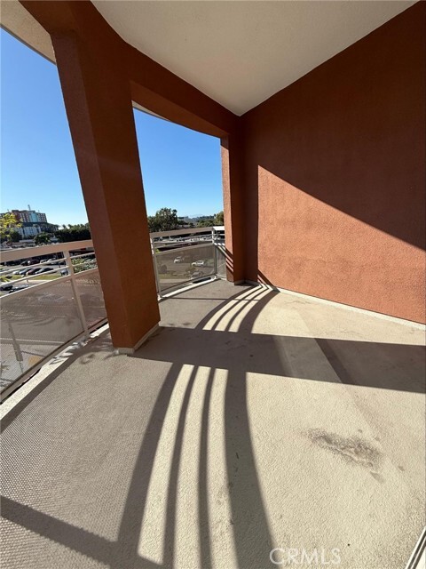 Building Photo - 12664 Chapman Ave