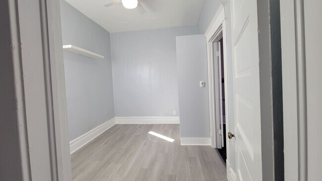 Building Photo - Aves Beauty