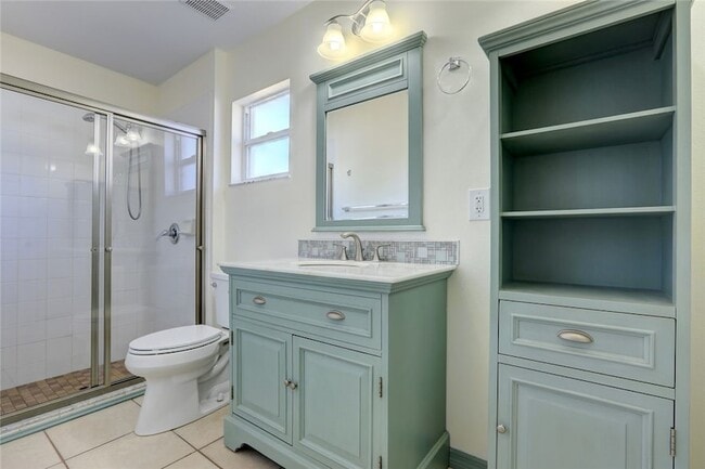 Building Photo - 1489 Whitmore St