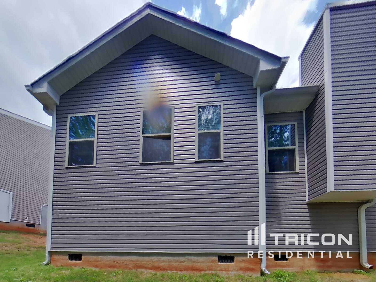 Building Photo - 652 Amberwood Dr