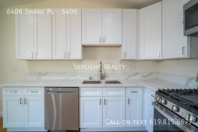 Building Photo - 6406 Shane Pl