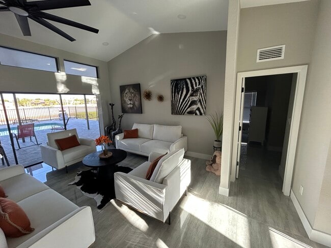 Building Photo - 16992 Timberlakes Dr