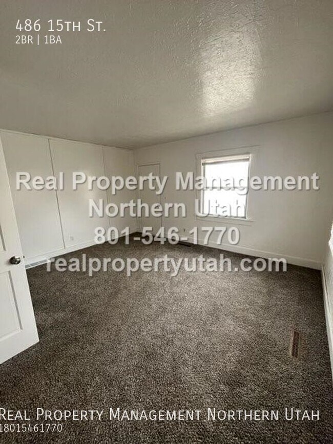 Building Photo - 486 15th St