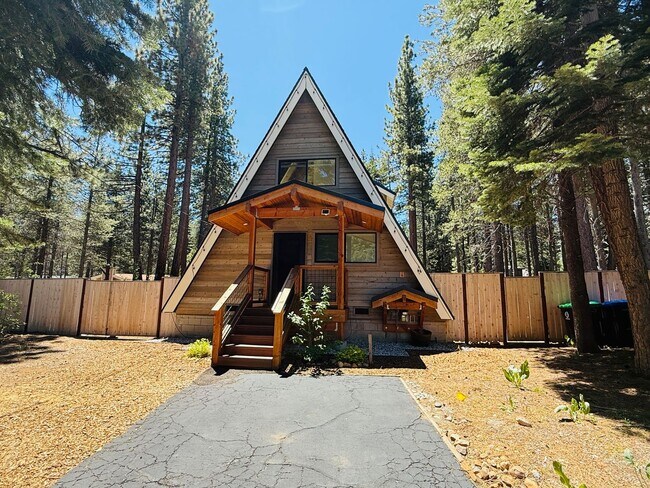 Building Photo - 3 bed 2 bath home for rent in South Lake Tahoe