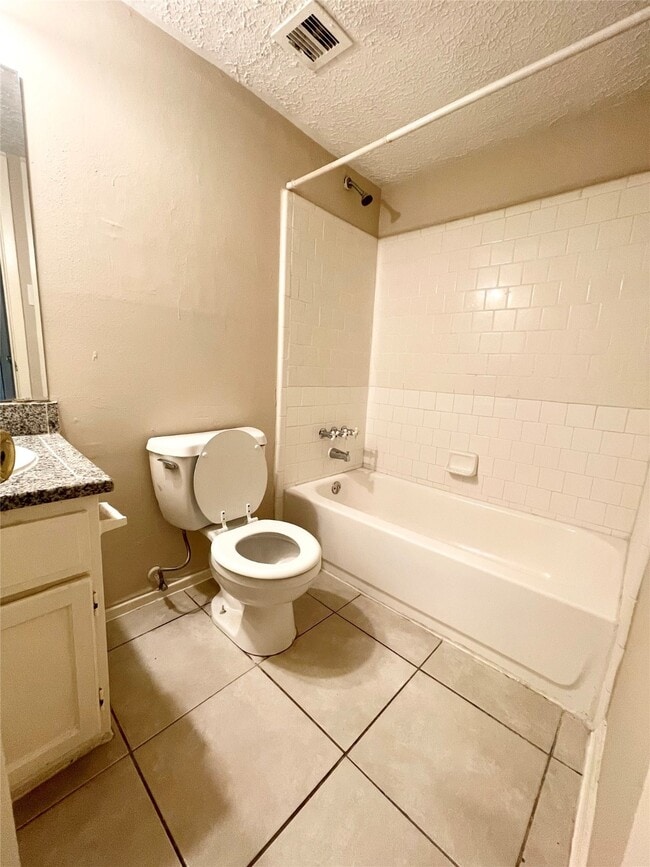 Building Photo - 19319 Lazy Valley Dr