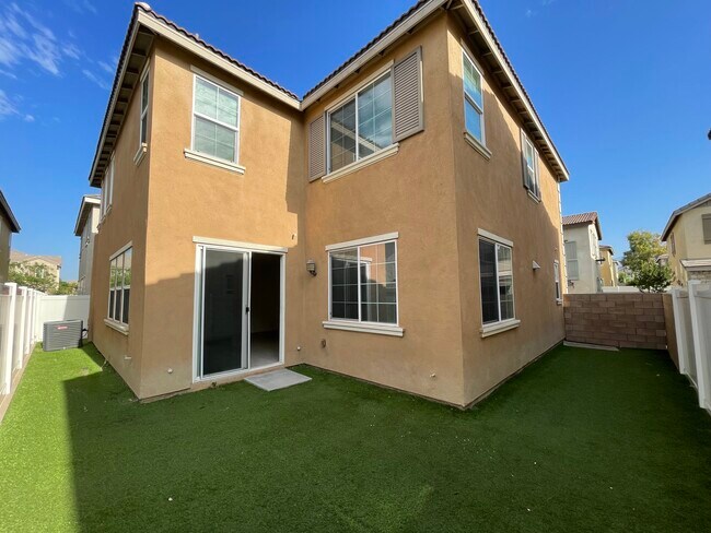 Building Photo - 2879 S Via Belamaria