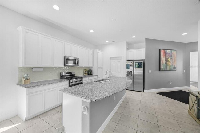 Building Photo - 5547 Del Coronado Dr