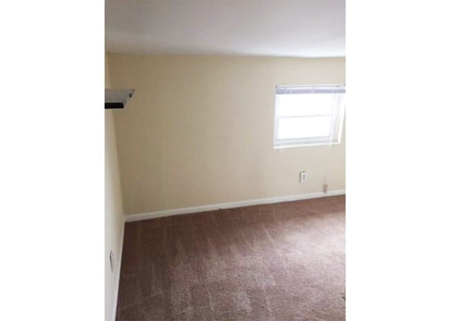 Building Photo - 2829 Glendora Ave