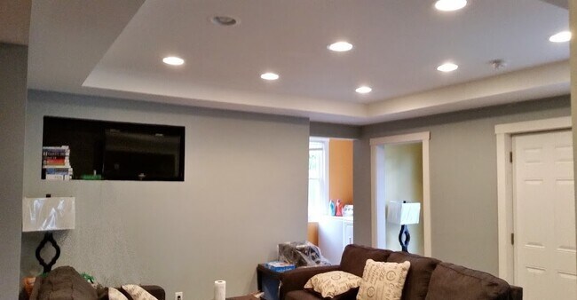 Building Photo - 71 Murray St