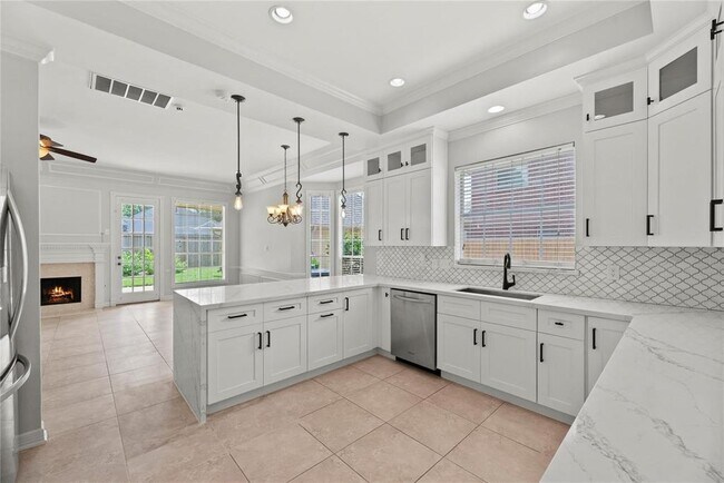Building Photo - 1822 Lakebend Dr
