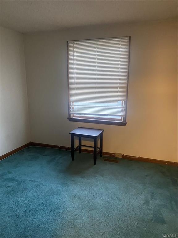 Building Photo - 4623 Chestnut Ridge Rd