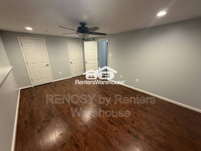 Building Photo - 907 Woodbridge Ct