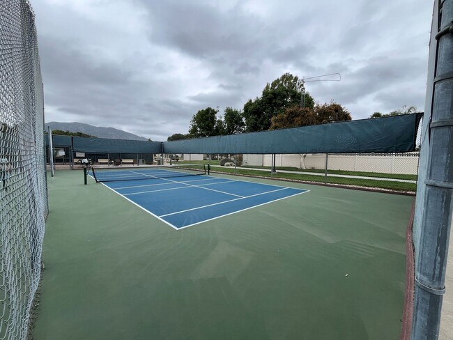 Building Photo - Senior community w/pool, spa, pickle ball ...