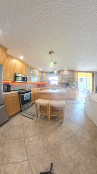 Building Photo - 3820 Ocean Beach Blvd