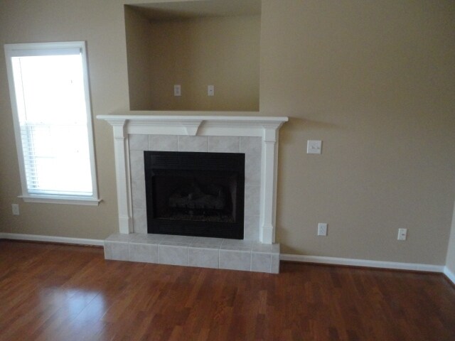 Building Photo - 6605 Springfield Village Ln