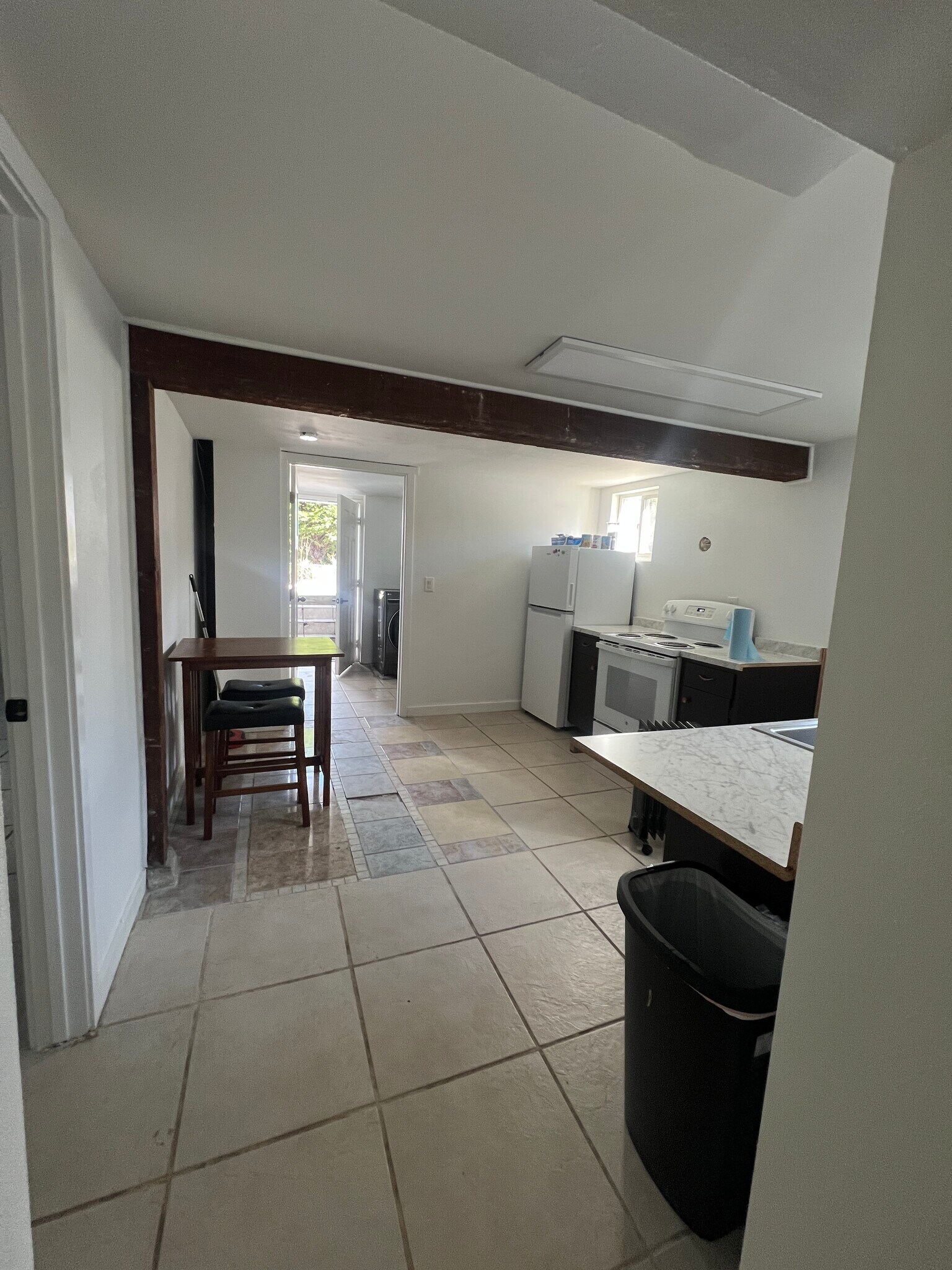 Kitchen - 12405 80th Ave S