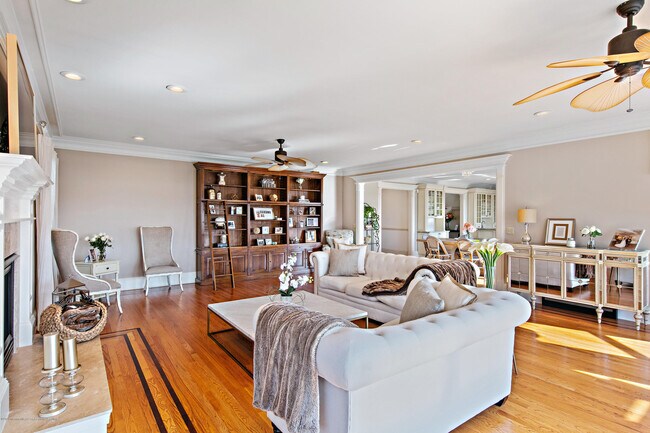 Building Photo - 30 Columbus Dr