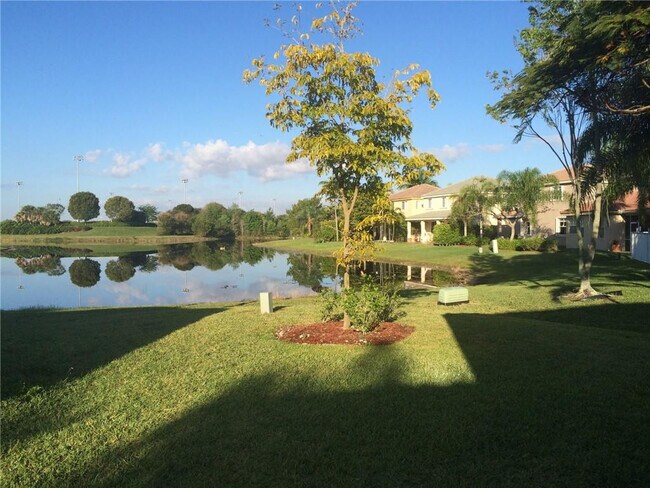 Building Photo - 673 Conservation Dr