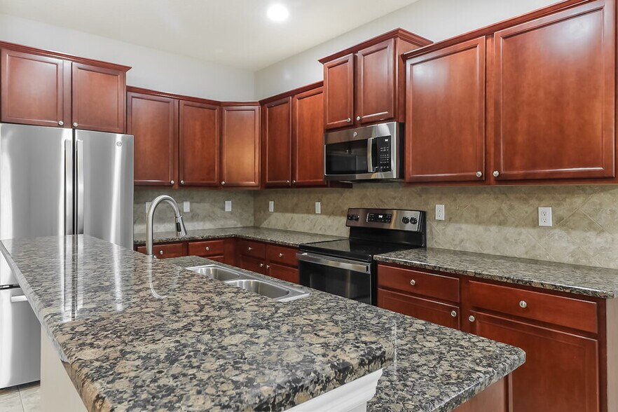 Building Photo - 1133 Lauren Manor Loop