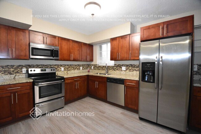 Building Photo - 7760 SW 18th Terrace